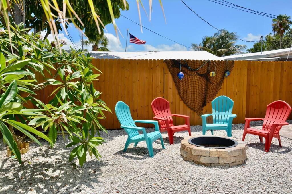 Tropical Retreat Near Beaches, Cruise Terminals Merritt Island Bagian luar foto