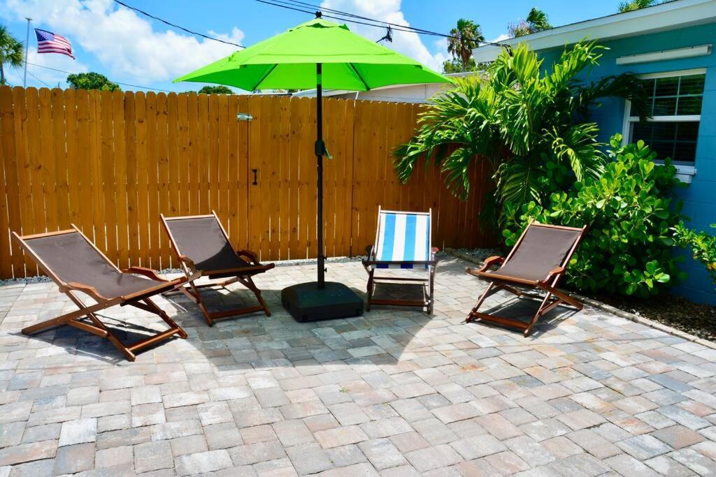 Tropical Retreat Near Beaches, Cruise Terminals Merritt Island Bagian luar foto
