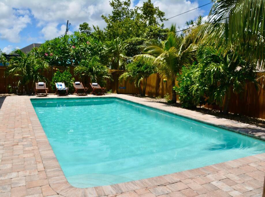 Tropical Retreat Near Beaches, Cruise Terminals Merritt Island Bagian luar foto